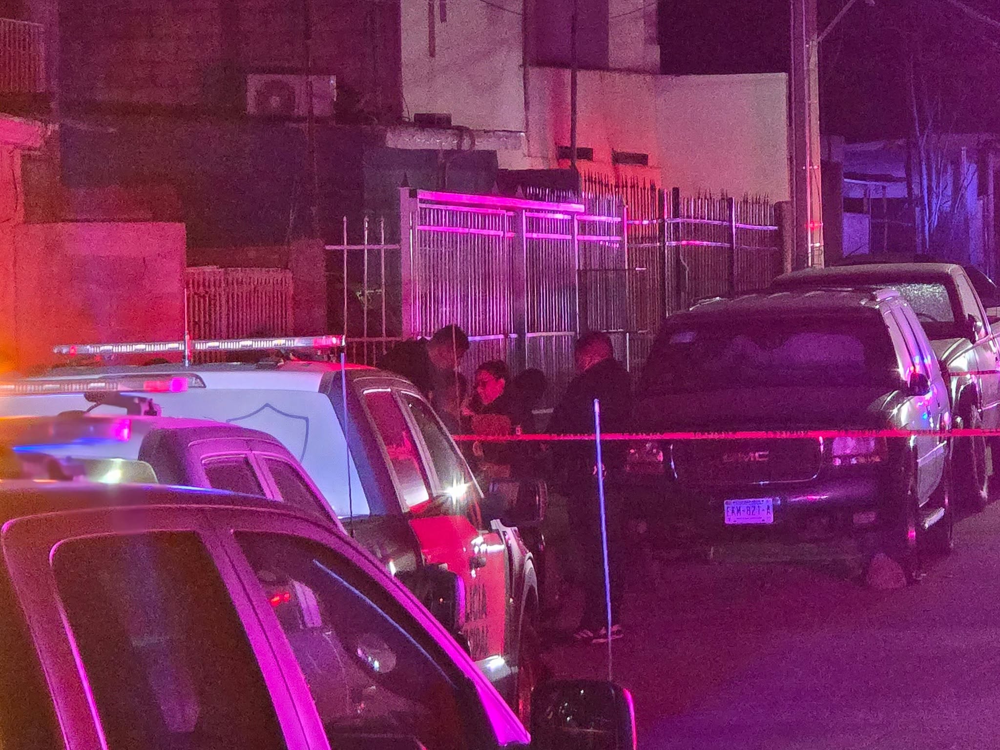 Riña en la Genaro Vázquez termina con un joven muerto