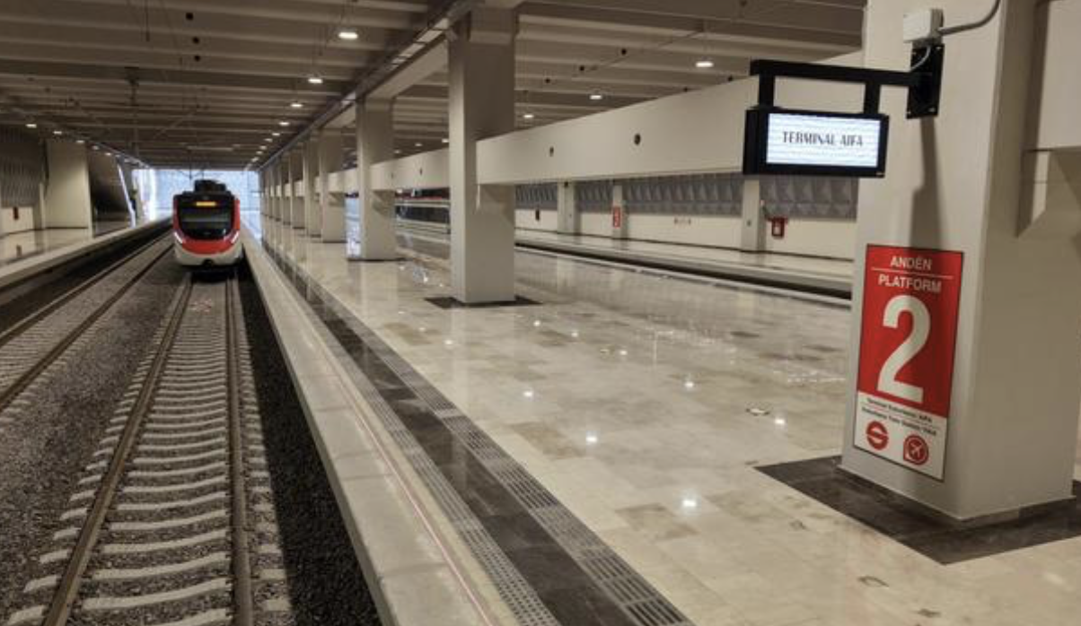 Sheinbaum anuncia Tren Lechería-AIFA listo para primer trimestre de 2026