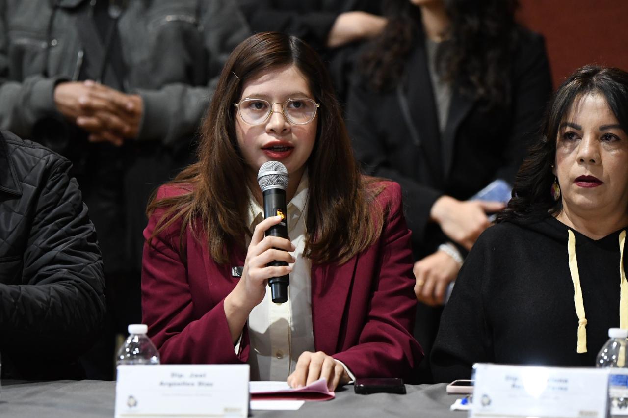 Denuncia diputada Argüelles omisión de autoridades ante despidos masivos en Juárez