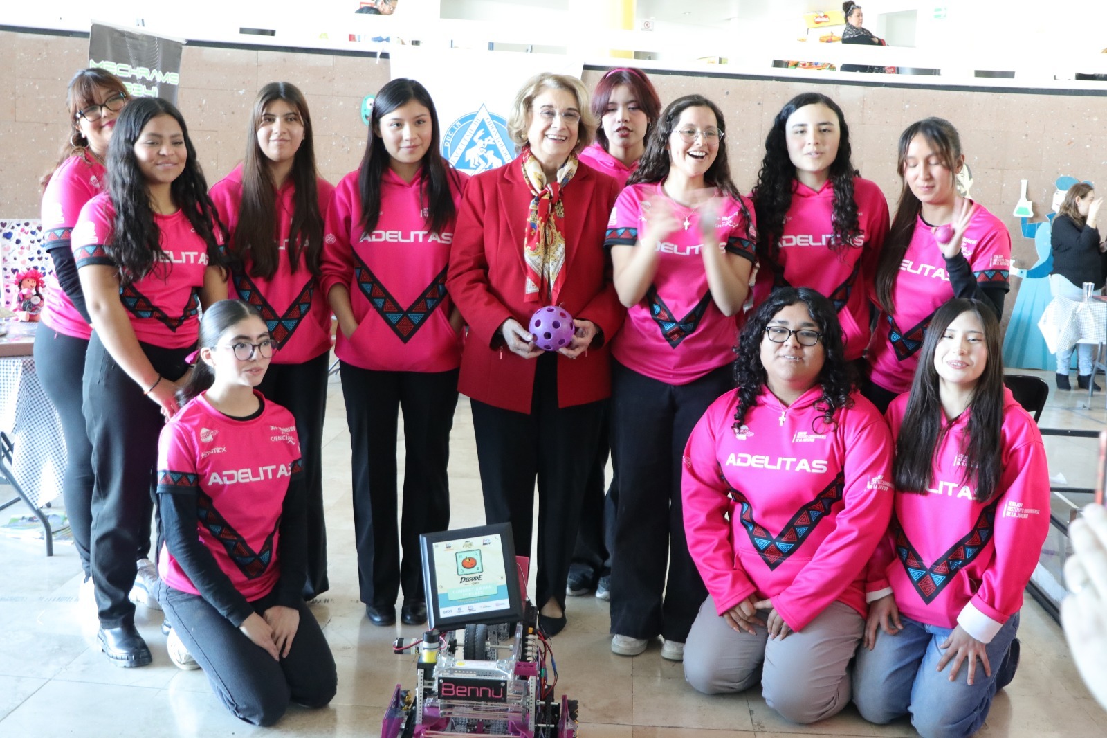 Celebran  Día Internacional de la Mujer y la Niña en la Ciencia