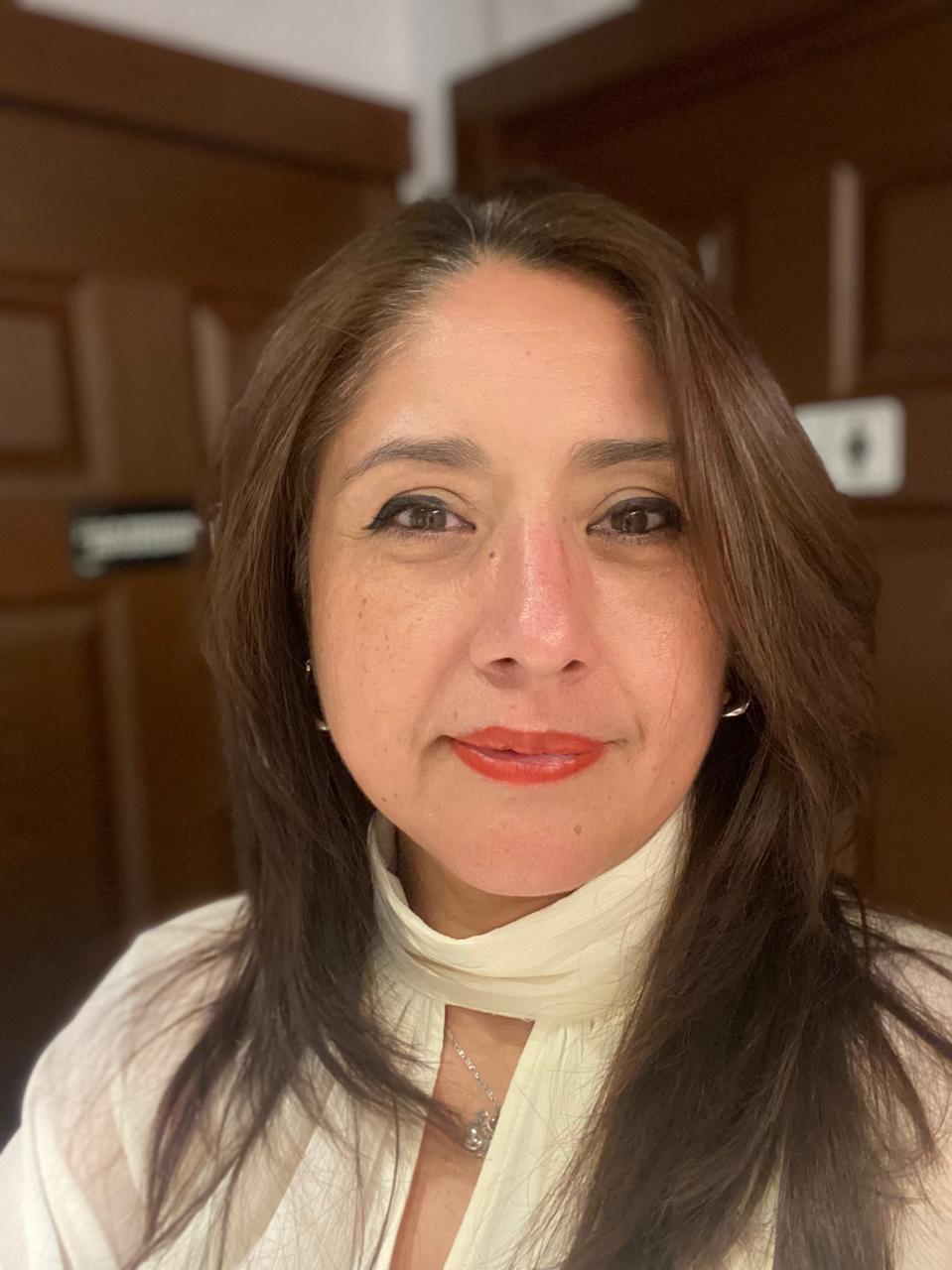 8 de marzo: entre vallas y deudas con las mujeres