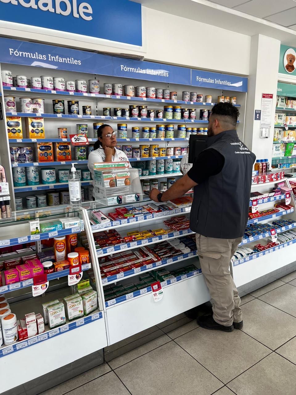 Vigilan establecimientos para evitar venta y uso inadecuado de medicamentos