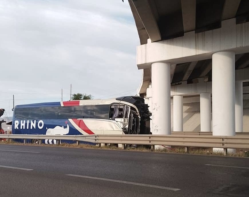 Fatal accidente carretero. Cuatro muertos y varios heridos 