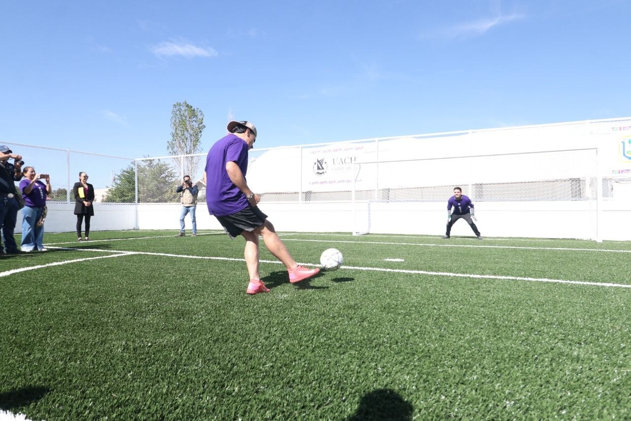 Nueva cancha impulsa vida estudiantil en Cuauhtémoc