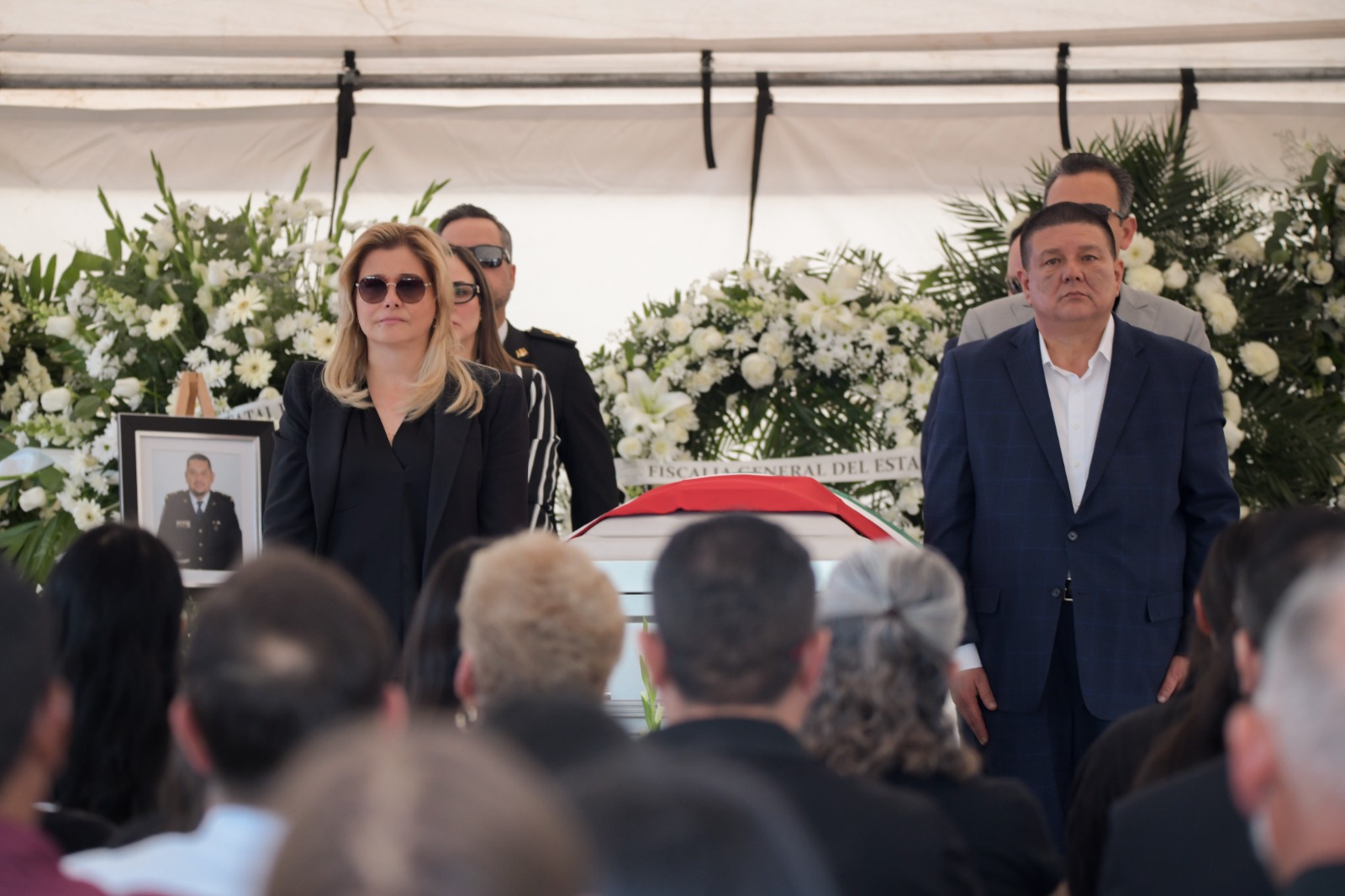 Encabeza Maru Campos homenaje póstumo a elementos de la AEI