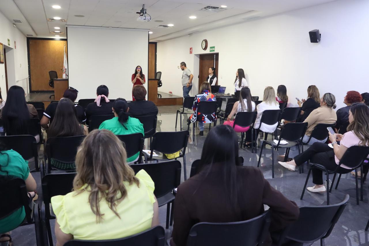 Buscan fortalecer atención a mujeres en los municipios 