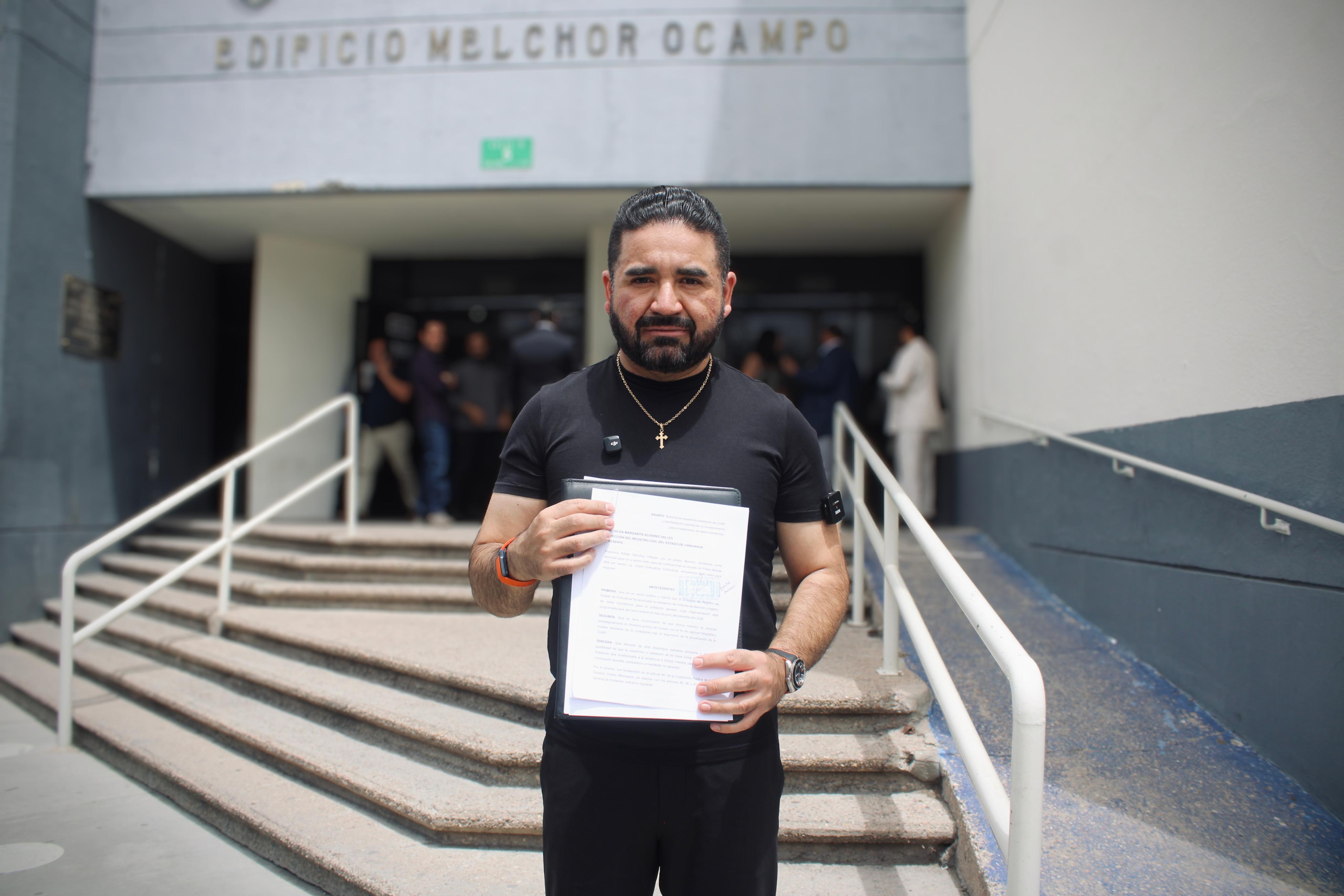 Diputado de MC se "blinda" en contra de datos biométricos en la CURP