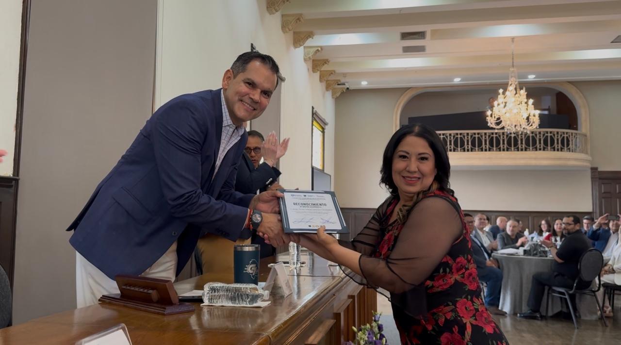 Festejan a docentes del Instituto de Seguridad Pública 