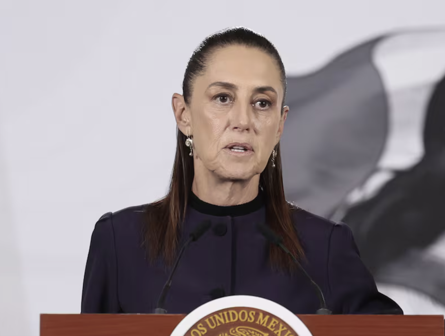  "Entrega de exfuncionarios de Sinaloa a EU no representa golpe político": Sheinbaum