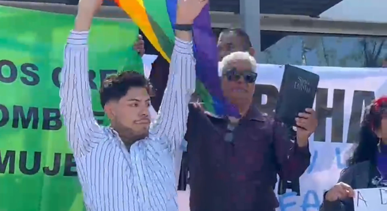 Colectivo LGBT se manifiestan en Ciudad Juárez