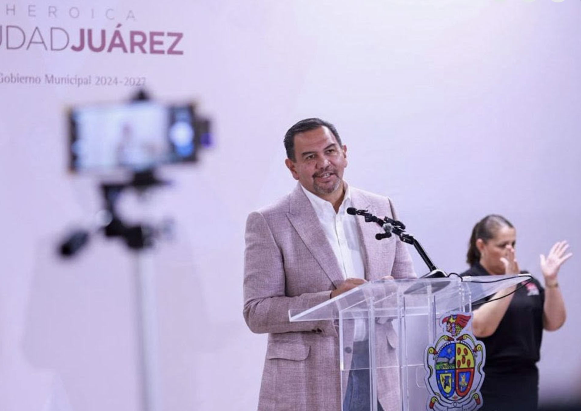 Defiende Cruz Pérez Cuéllar información presentada ante Congreso 