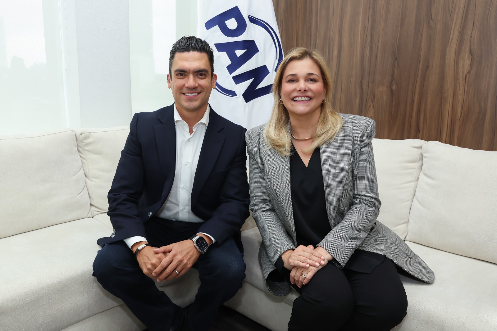 Maru Campos y Jorge Romero acuerdan fortalecer coordinación 