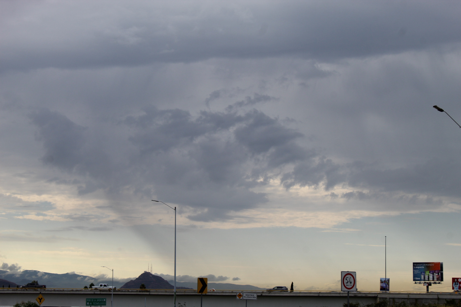 Prevén lluvias y ráfagas de viento durante jueves y viernes