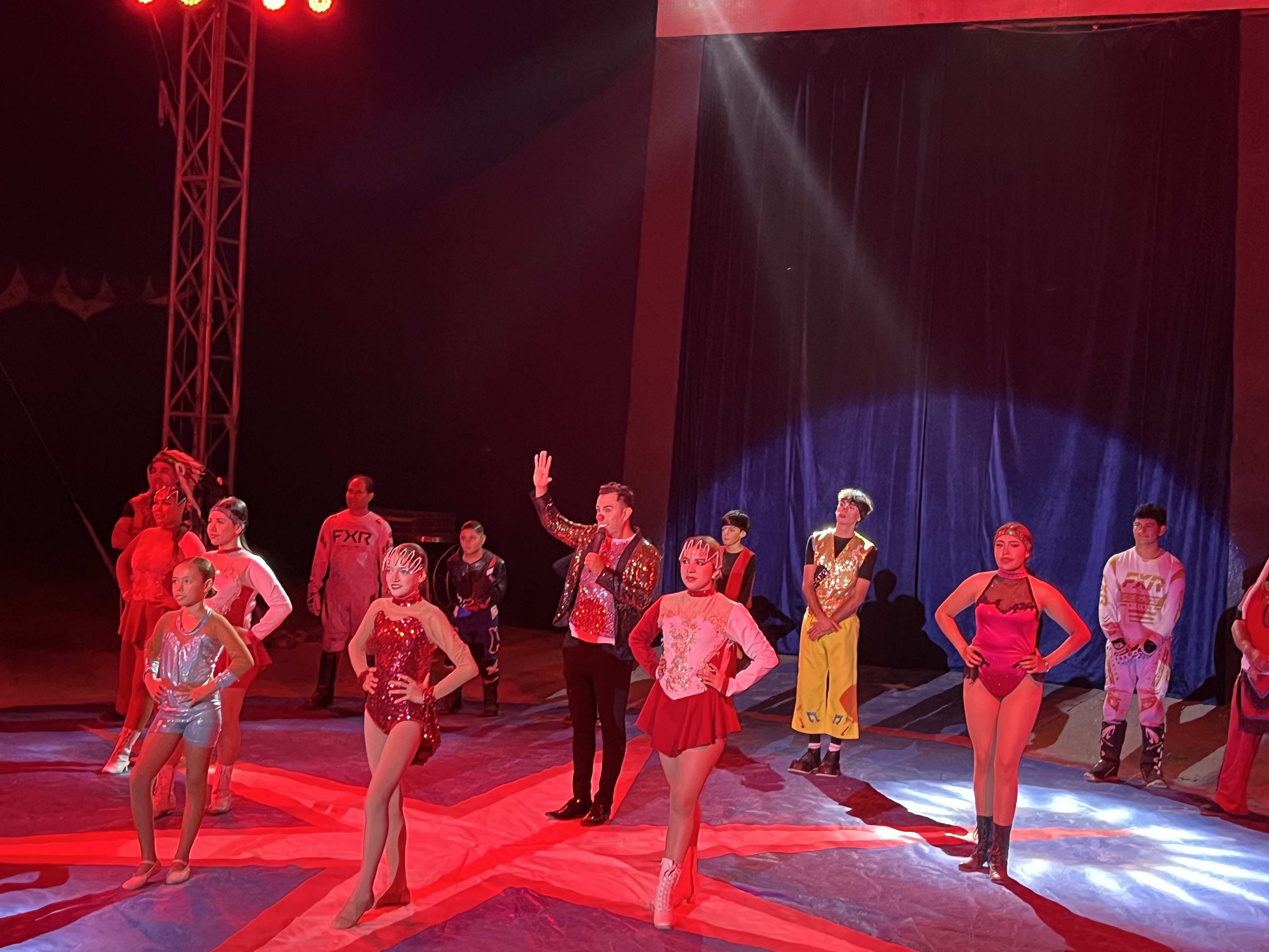 Continúa la temporada del Circo Monumental en la frontera